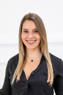 Lcda. Paola Cristina Garnier Giraldo